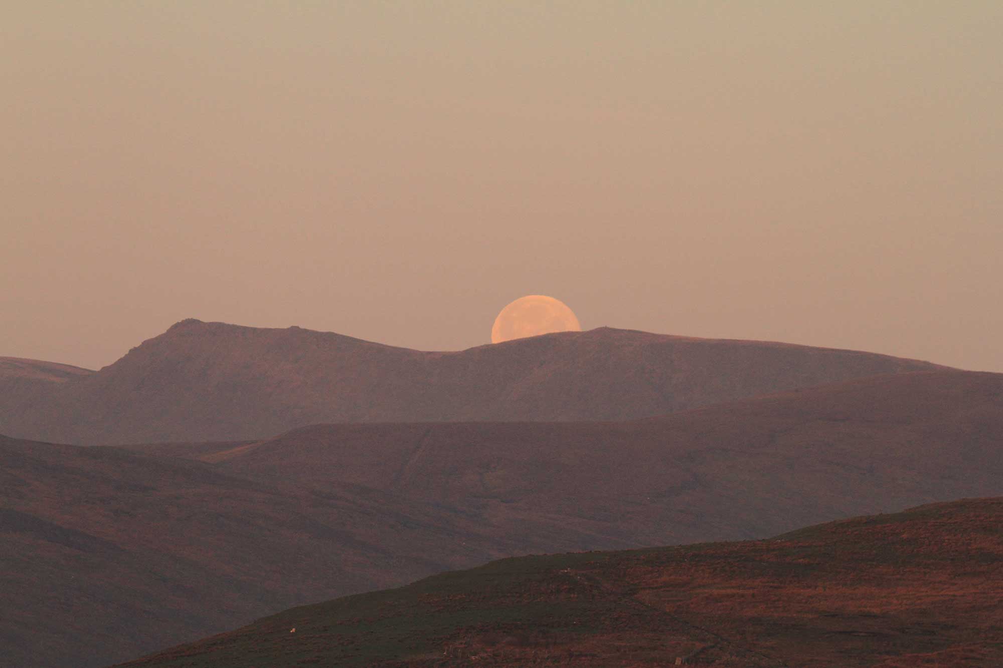 moon over north Berwyn